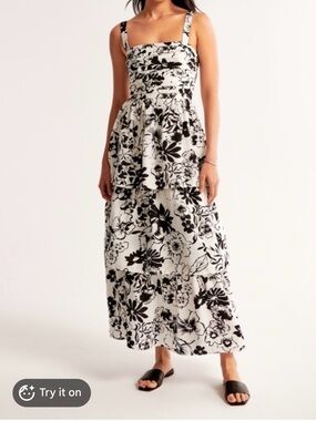 Abercrombie & Fitch Black & White Floral Tiered Maxi Dress